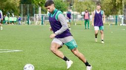 Álvarez en el predio de Luis Guillón.