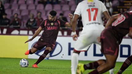 Marcelino Moreno necesita sumar minutos en Lanús.