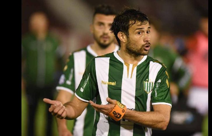 Cvitanich iniciará el jueves la pretemporada con Banfield.