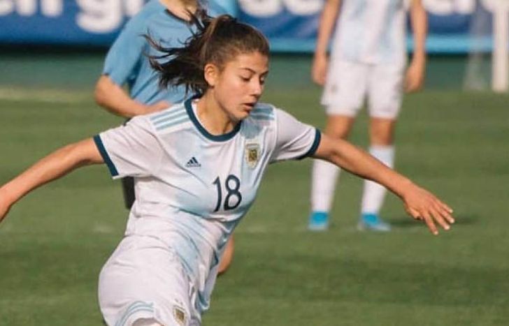 Loana ya fue convocada a la Selección.