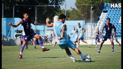 Temperley sumó minutos de fútbol en estadio Alfredo Beranger.