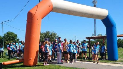 Una largada plagada a pleno esta mañana en el Parque Municipal de Llavallol.