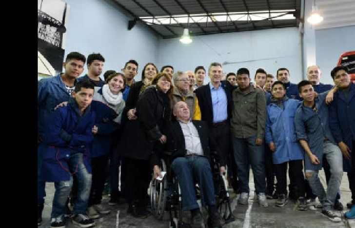 MacriEscuelaTecnica1 (1)