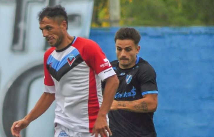 El Tricolor perdió en Berisso ante San Carlos.