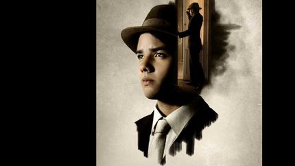 AL VUELVE DESDE OTRO TIEMPO A RECONSTRUIR AQUELLO QUE QUISO.