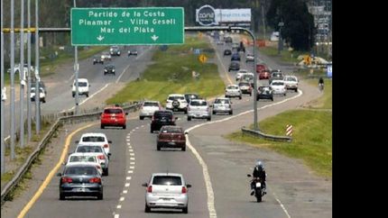 El paso de vehículos registraba hasta las 7:00 un promedio de 2550 autos por hora por el peaje de Samborombón