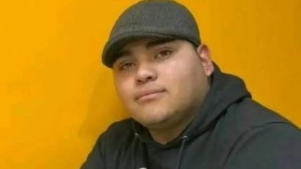 El joven fue asesinado con un arma de fuego.