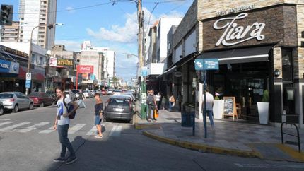 El robo ocurrió ayer por la noche en la esquina de Maipú y Alsina. El robo ocurrió ayer por la noche en la esquina de Maipú y Alsina.