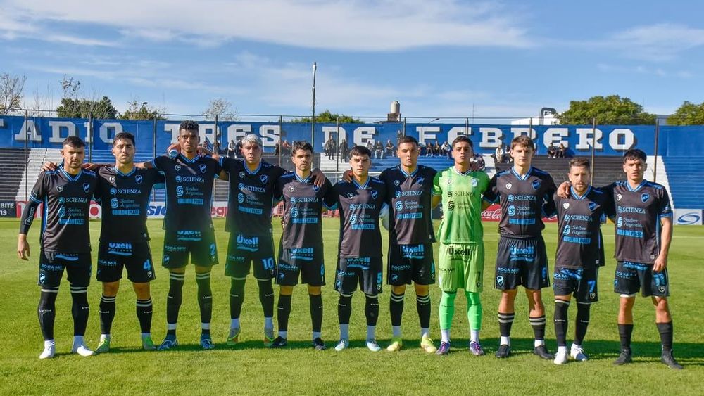 La formación de Temperley frente a Almagro. La formación de Temperley frente a Almagro.