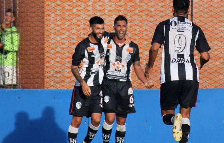 El club confirmó la aparición de tres casos de Covid.