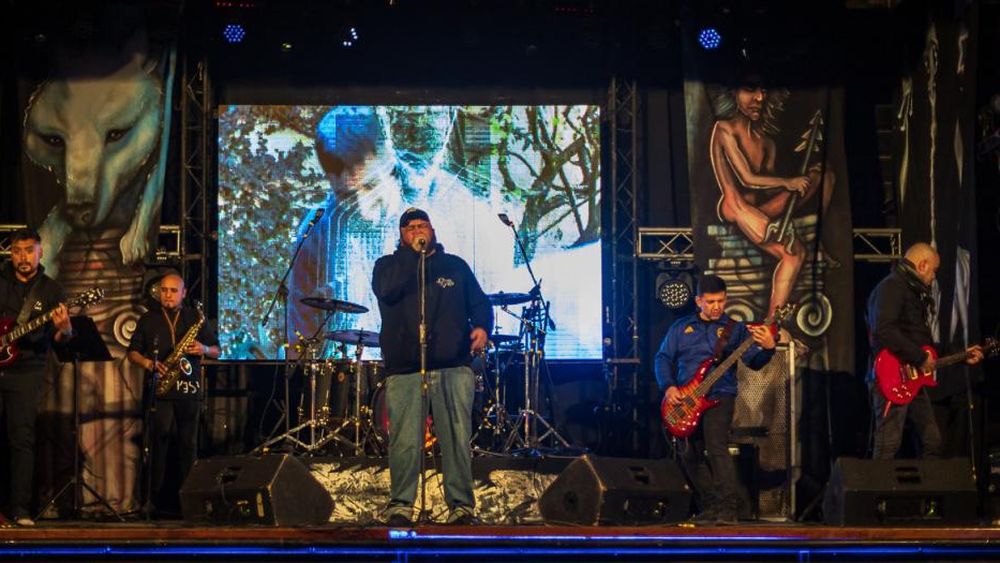 La banda en vivo.