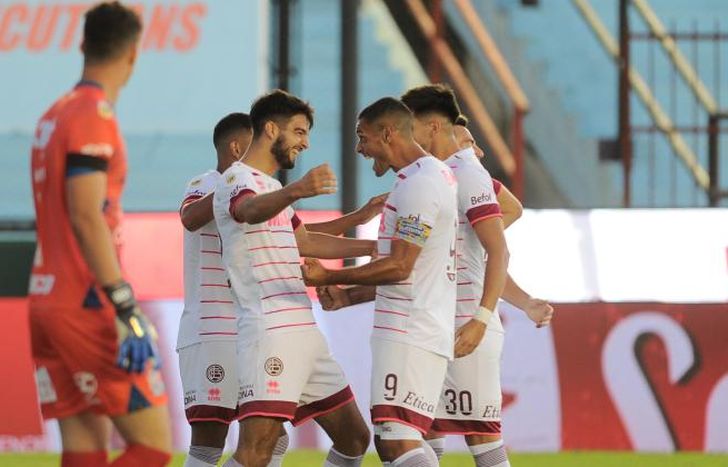 José López marcó el primero en Sarandí.