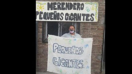 Gabriela Ayala es una de las referentes de los 14 integrantes que componen el merendero.
