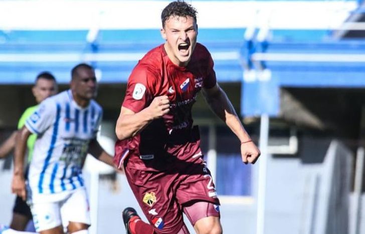 Facundo Bruera disfruta de su presente en Paraguay.