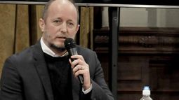 Insaurralde respaldó a los docentes y estudiantes.