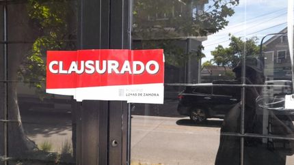 La agencia denunciada por estafas millonarias fue clausurada.