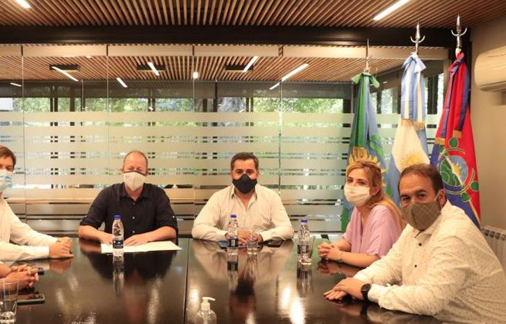 Se firmó un convenio entre autoridades.