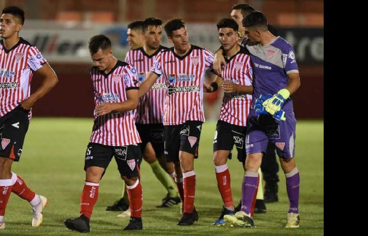 Los Andes, que tiene siete  puntos, necesita sumar mucho.