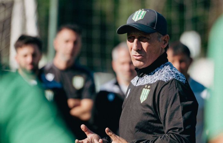 El interés de la Selección de Honduras podría ser clave para que Troglio abandone Banfield.