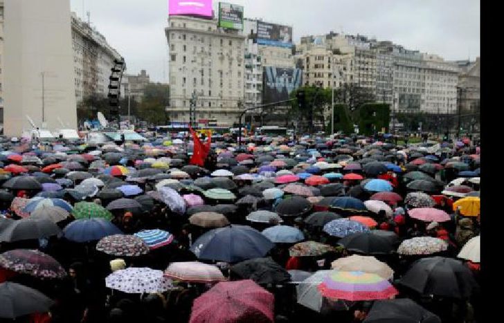 19-10-2016_buenos_aires_llegan_al_obelisco
