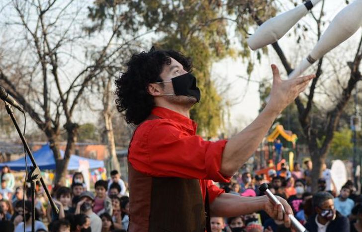 Habrá shows de circo, magia y música.