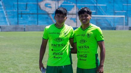 Moreno y Flores jugaron varios partidos con la sub-17 de Bolivia. Moreno y Flores jugaron varios partidos con la sub-17 de Bolivia.