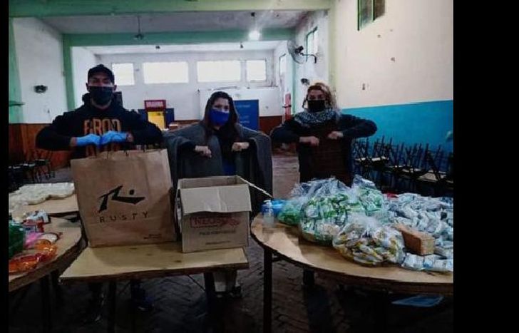 se pueden dejar donaciones para hacer un gran locro.