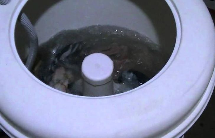 El vecino necesita urgente de la ayuda solidaria.