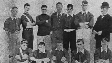 Los inicios del fútbol, emparentados con Lomas.