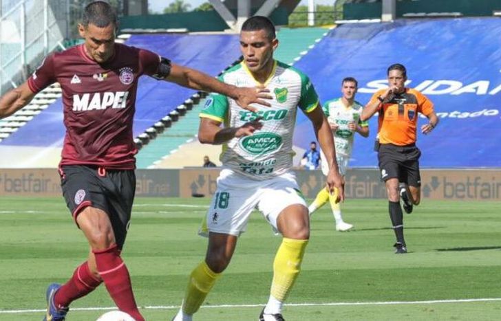 Sand reconoció a Defensa como un justo campeón.