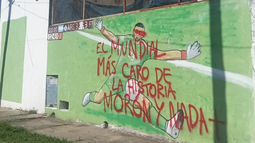 El Mundial más caro de la historia, dice unas de las frases. El Mundial más caro de la historia, dice unas de las frases.