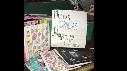 mas de 100 familias recibieron utiles para sus hijos