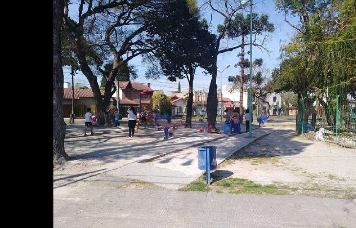 La Plaza Steinberg está ubicada en Cerrito y Balcarce.