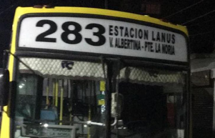 Le robaron al chofer y a dos pasajeros.