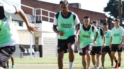 El Porvenir se rearma con refuerzos, tras varias salidas.