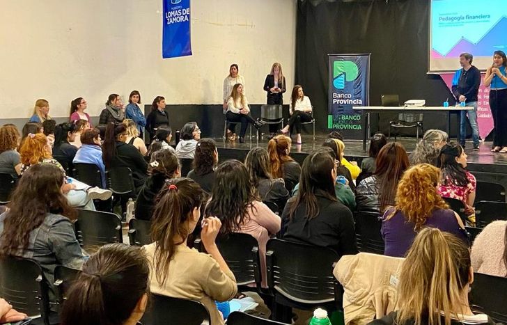 La capacitación forma parte del Programa de Educación Financiera Incluir.