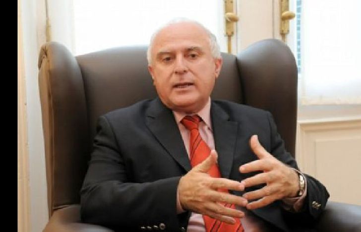 Miguel-Lifschitz13