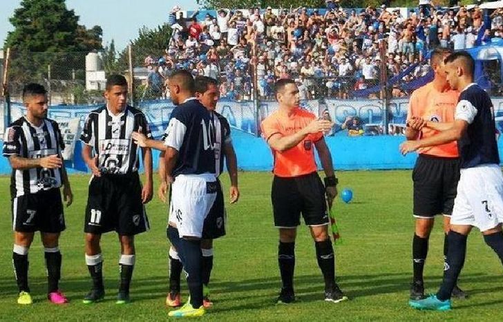 Claypole y San Martín de Burzaco animarán a partir de este domingo la segunda edición del Clásico de Almirante Brown.