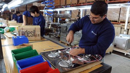 Se reconvertirán los planes sociales en puestos de empleo.