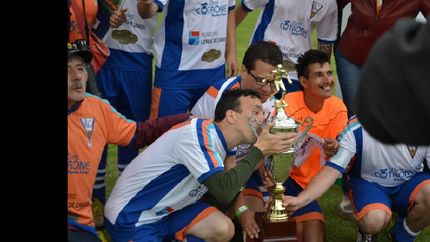 Libremente gritó campeón con una efectividad del 90%.