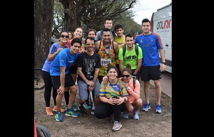 Corredores, profesores y acompañantes disfrutaron de una dura competencia por las calles céntricas.