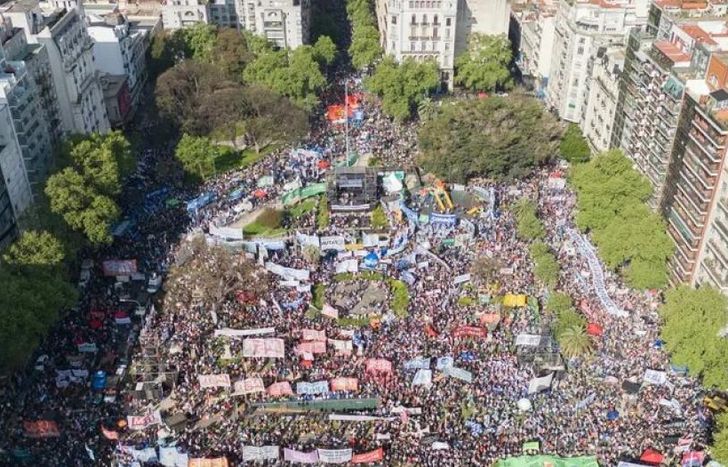 El Gobierno reconoce que tiene dificultades para sostener el veto al financiamiento universitario.