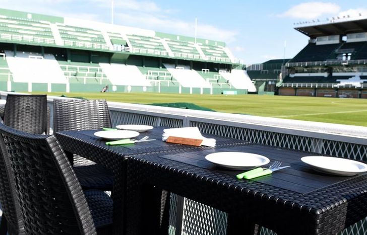 La Mouriño, el lugar en Banfield para comer rodeado de pasión