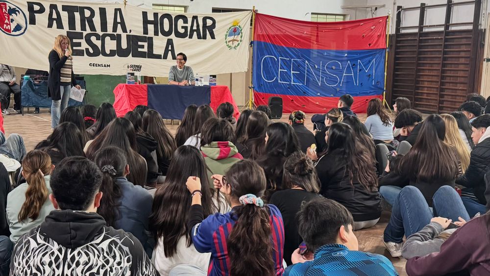 Málaga es una novela inspirada en la desaparición de 31 alumnos durante la última dictadura.