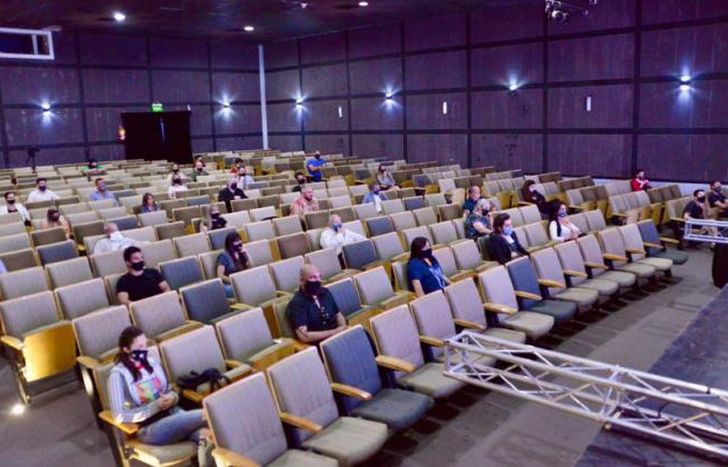 El Fondo Especial se presentó en el Teatro.