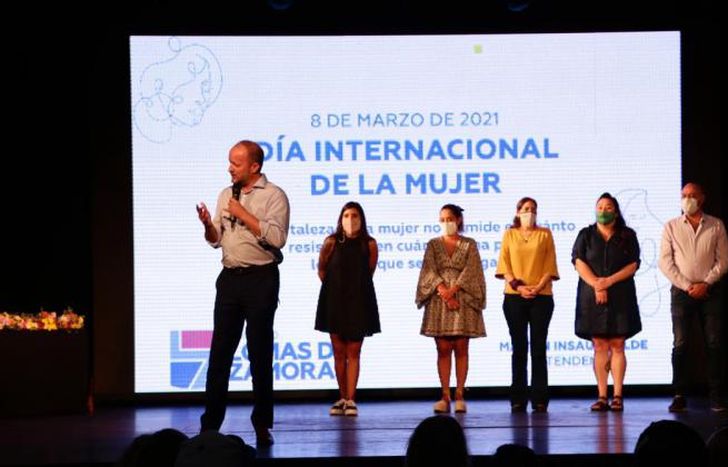 Del acto participó el equipo de gestión del intendente.
