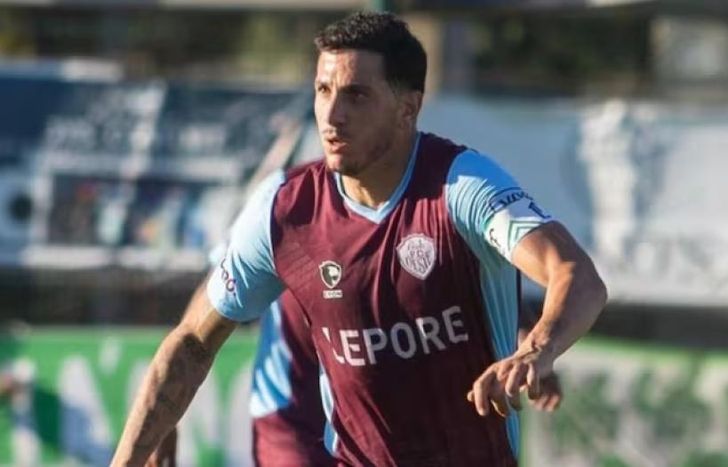 A Castellani le rescindieron su contrato en Ferro y se habla de un escándalo que involucra al entrenador, Alfredo Grelak, y a su esposa.