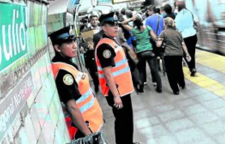 agentes-prestan-servicios-adicionales-custodia