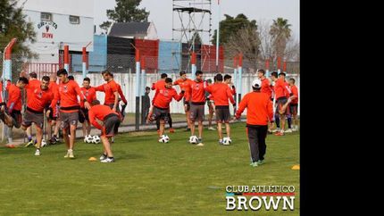 Brown tiene dos amistosos ya confirmados: ante Banfield y Estudiantes de Buenos Aires.