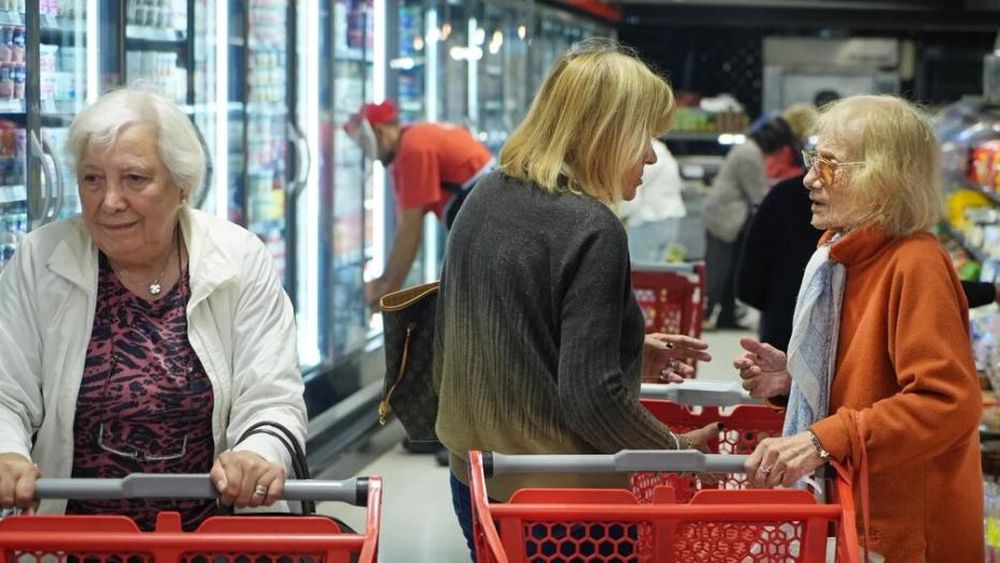 La inflación de los últimos meses pulverizó los ingresos de los jubilados.